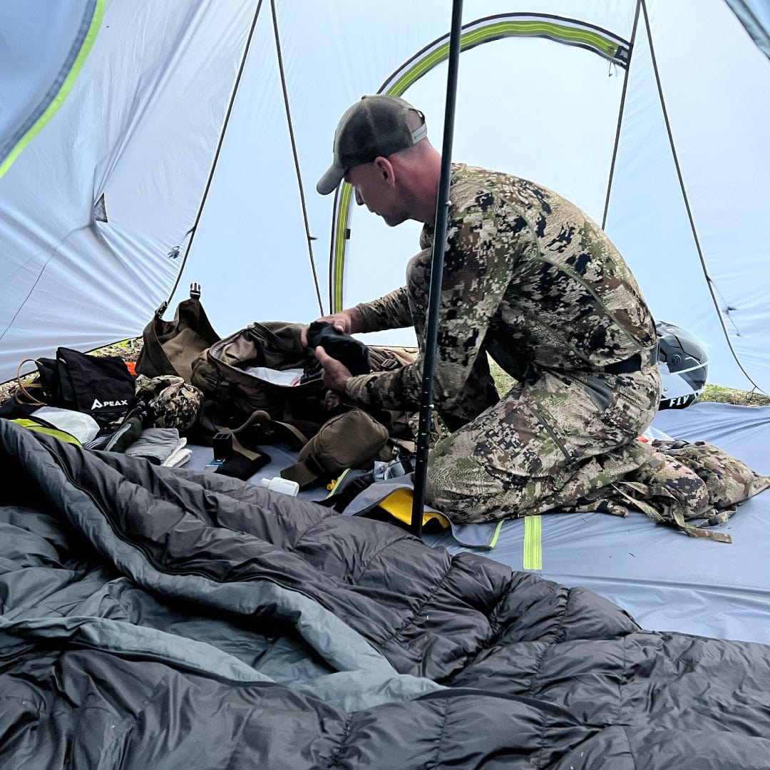 SOLITUDE 4 TIPI TENT [SILNYLON]