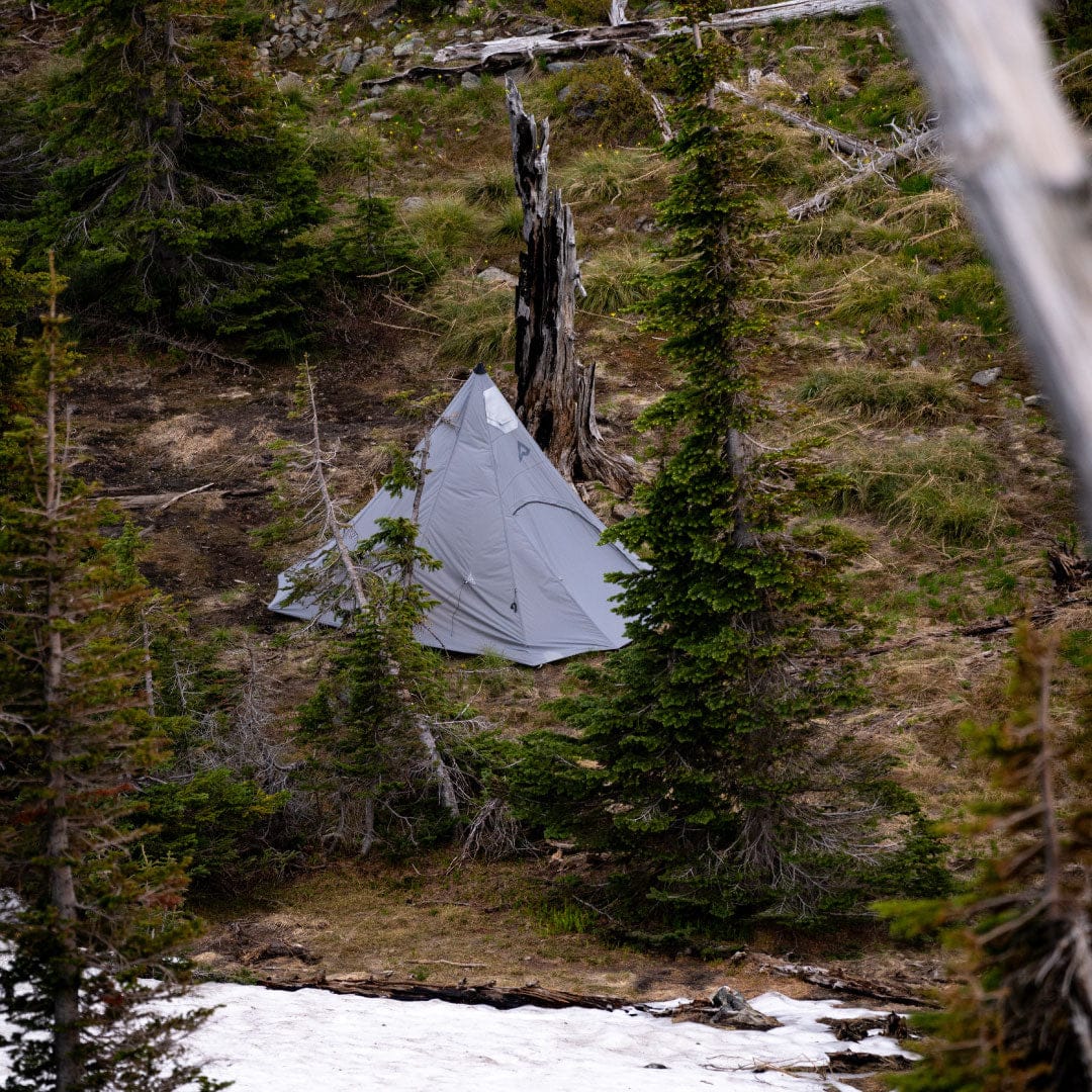 SOLITUDE 4 TIPI TENT [SILNYLON]