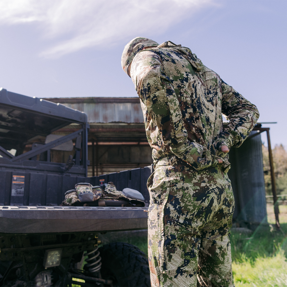 SITKA Equinox Guard Hoodie Born And Raised Outdoors